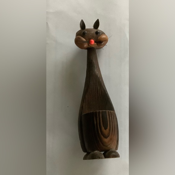 Hand Crafted Cryptomeria Wood MCM Cat Toothpick Holder - Picture 1 of 5